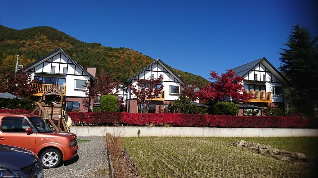 Ururun Kawaguchiko Villa Fujikawaguchiko Exterior photo